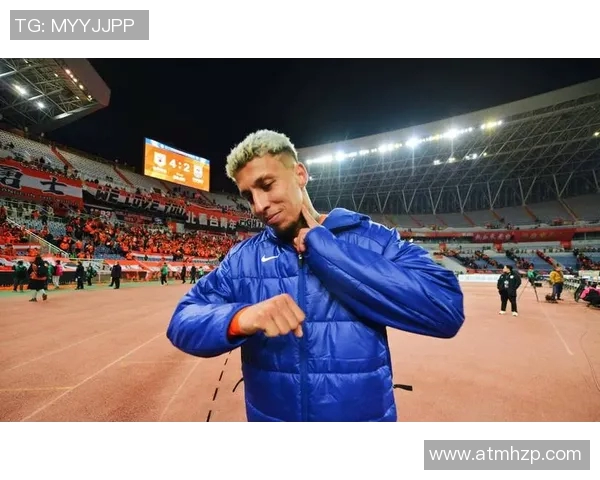 足球明星气质女主的魅力瞬间与风采展示合集